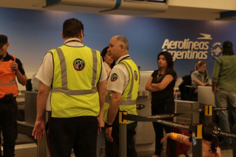 Habrá sanciones para los trabajadores aeronáuticos que hicieron paro en Aeroparque