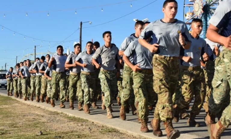 Vuelve el Servicio Militar Voluntario: “Hay que inculcar los altos valores que caracterizaron a las Fuerzas Armadas”