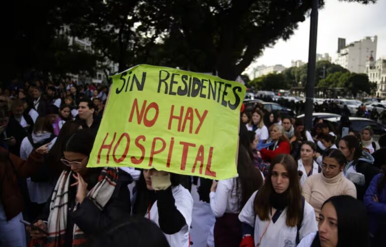 ¿Desfinanciado o mal gestionado? El Hospital Garrahan en el centro de la polémica