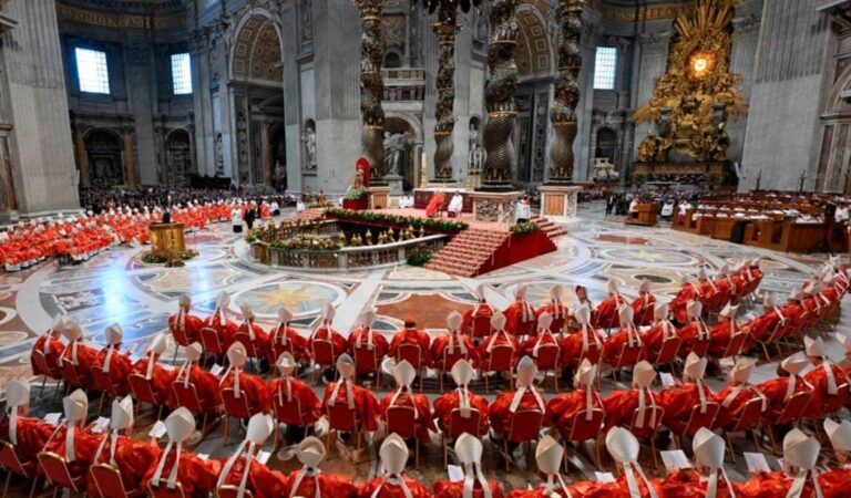 Comenzó el cónclave para elegir al nuevo papa: misa previa, juramentos y secreto absoluto