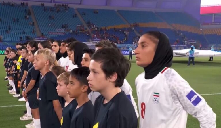 Mujeres iraníes, valientes y a cara descubierta