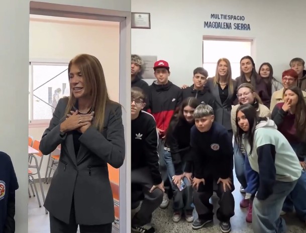 Insólito: una intendenta inauguró una sala con su propio nombre y piden un sumario
