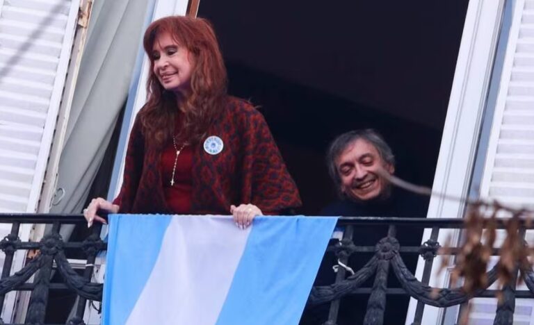 La patria demanda a los Kirchner